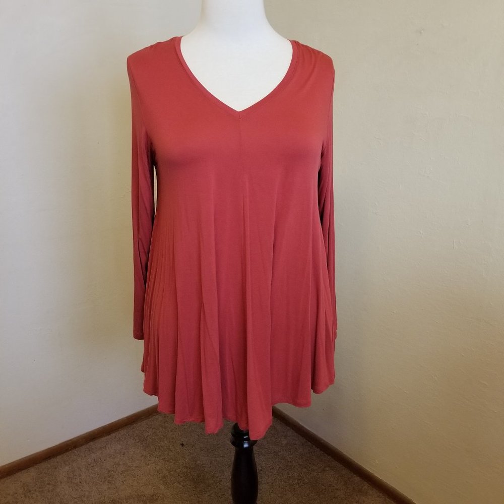 LOGO Lori Goldstein 1X Deep Coral Long Sleeve Top